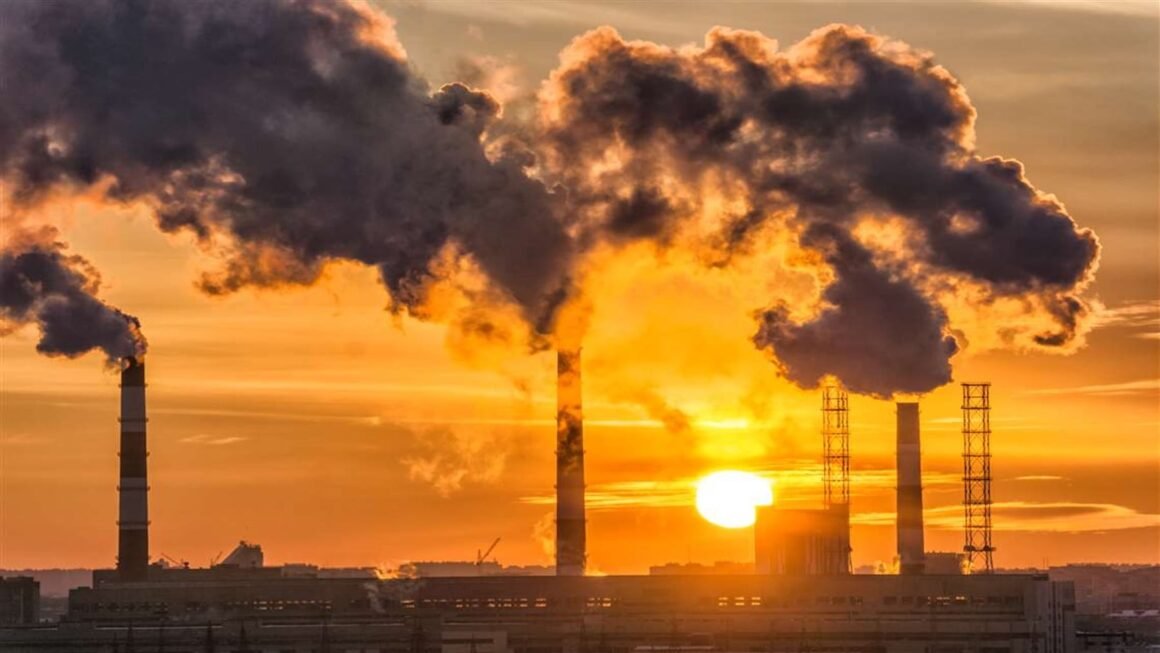 Why Fashion Is Falling Behind on Its Climate Targets